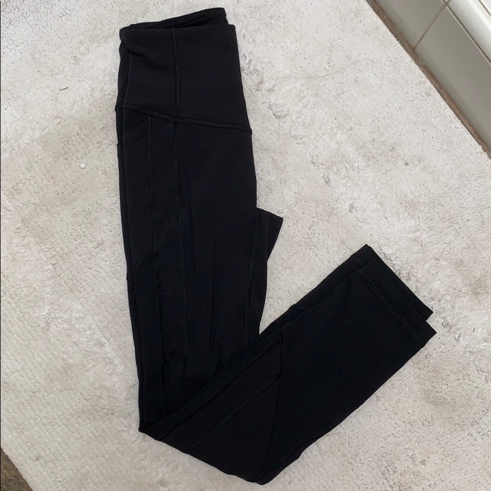 Lululemon pant - all the right places